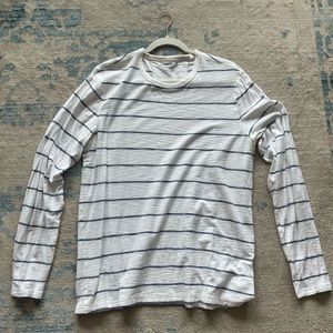 Banana Republic White with Navy Stripes Long Sleeve Slub LT